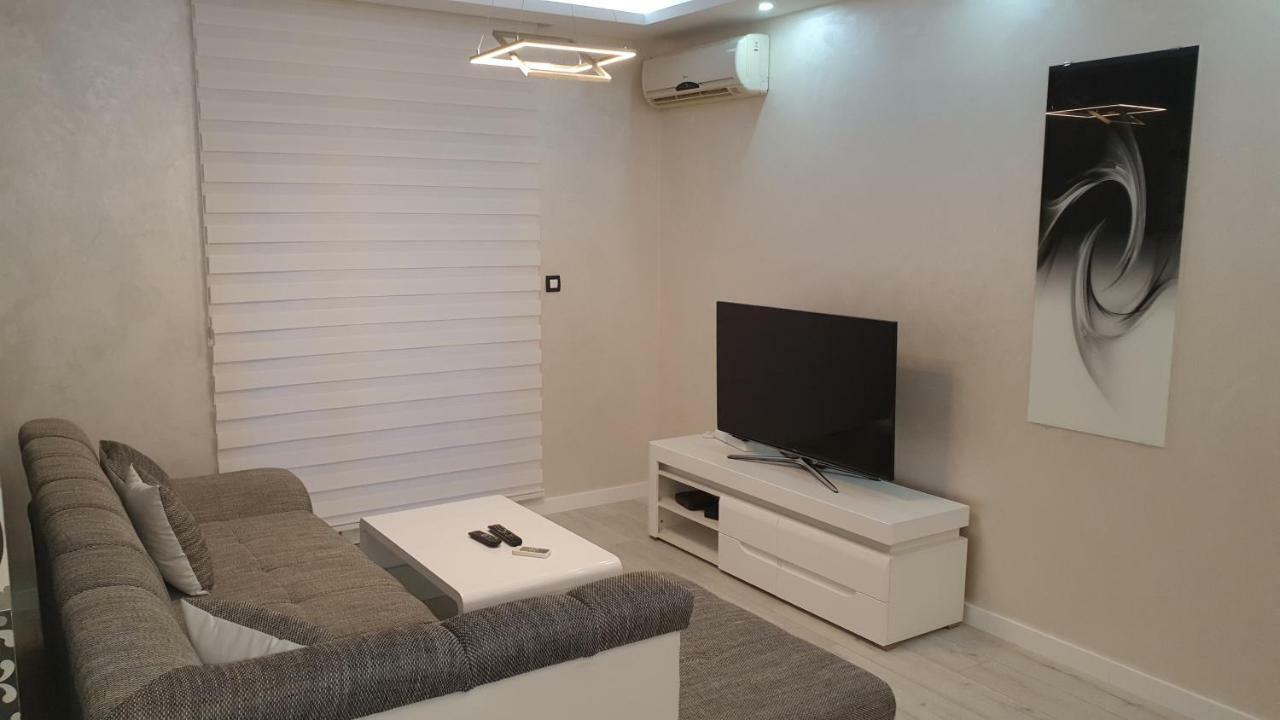 Apartment Lux Apartman Budva